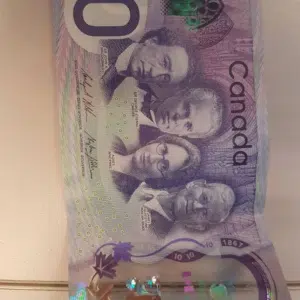 Counterfeit Canadian 10 Dollar Bills
