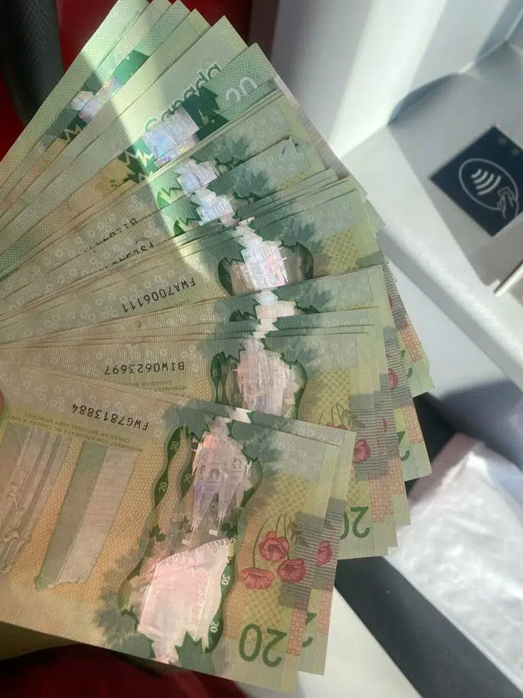 Counterfeit Canadian 20 Dollar Bills 1 Counterfeit Canadian 20 Dollar Bills (2)